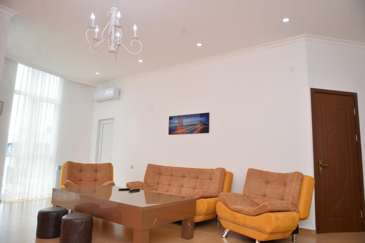 Orange Home Hotel Батуми Экстерьер фото