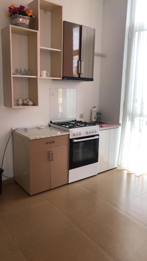 Orange Home Hotel Батуми Экстерьер фото