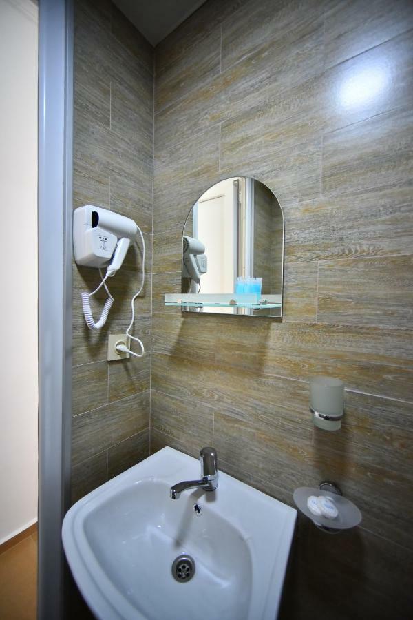 Orange Home Hotel Батуми Экстерьер фото