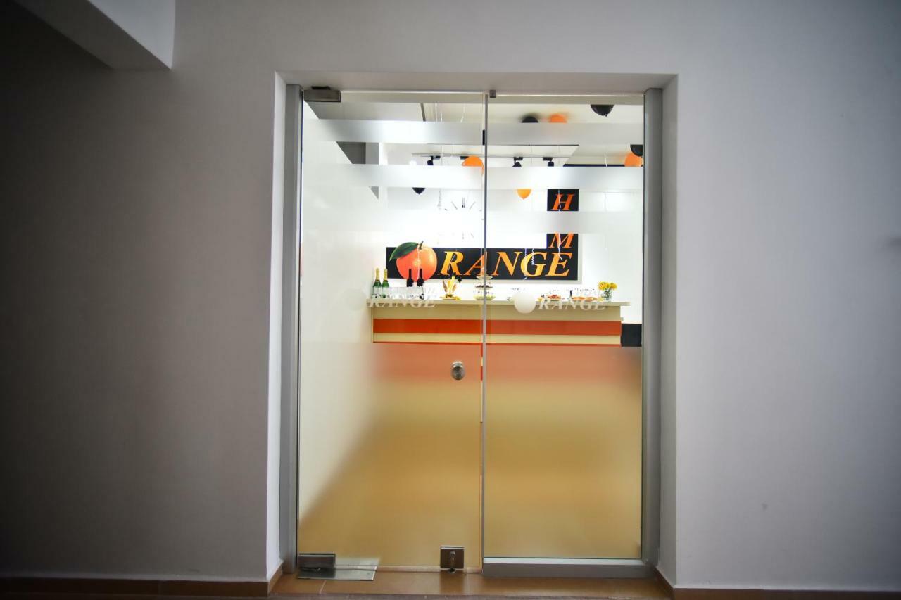 Orange Home Hotel Батуми Экстерьер фото