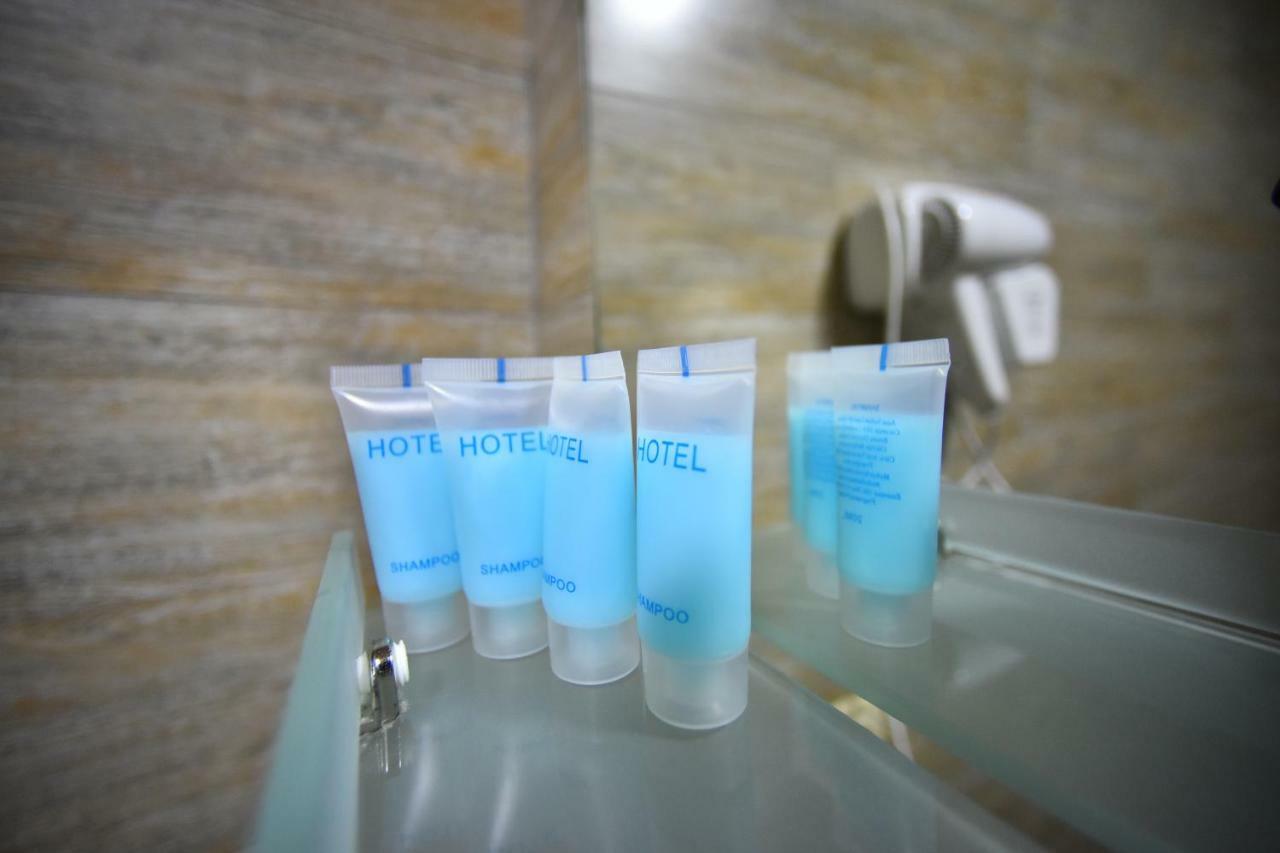 Orange Home Hotel Батуми Экстерьер фото