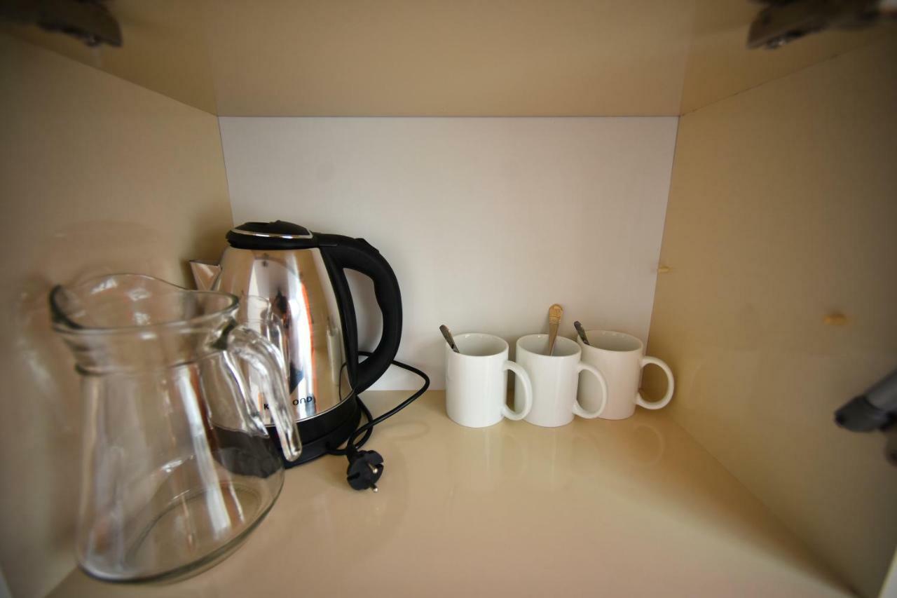 Orange Home Hotel Батуми Экстерьер фото