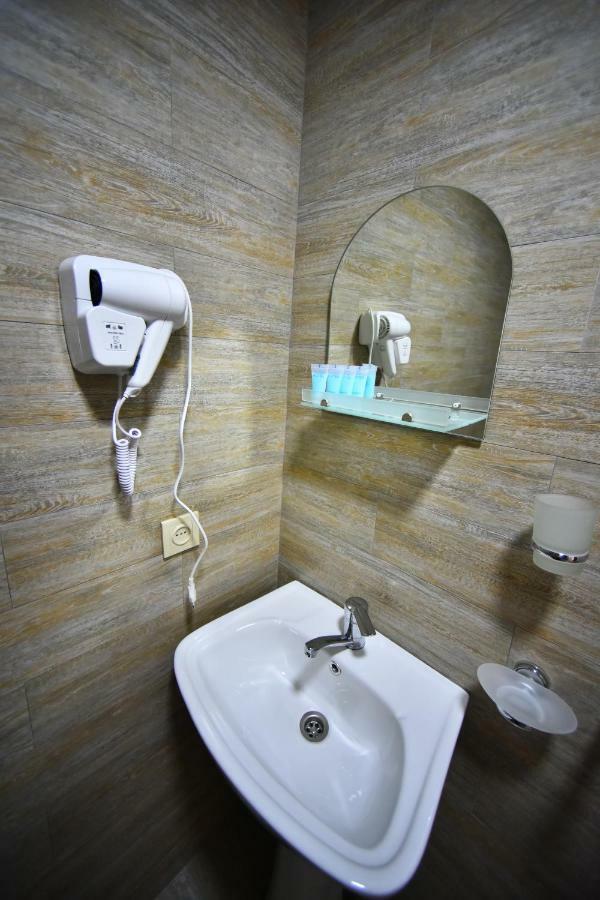 Orange Home Hotel Батуми Экстерьер фото