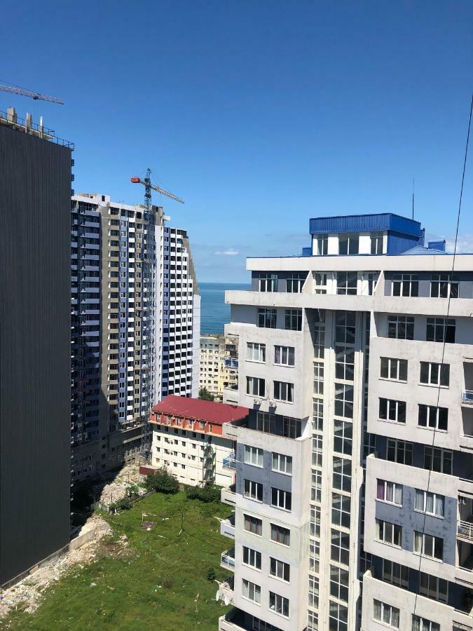 Orange Home Hotel Батуми Экстерьер фото